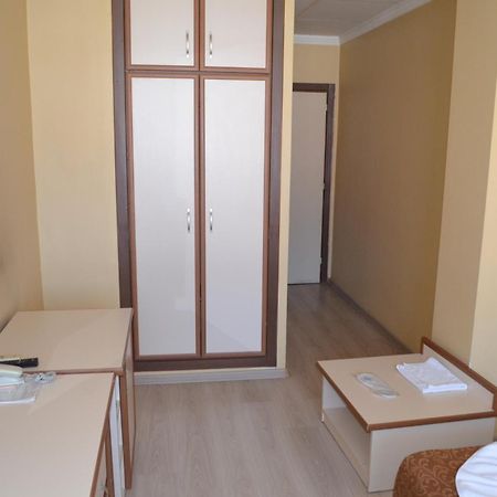 Ayvalik Palas Hotel Exteriör bild