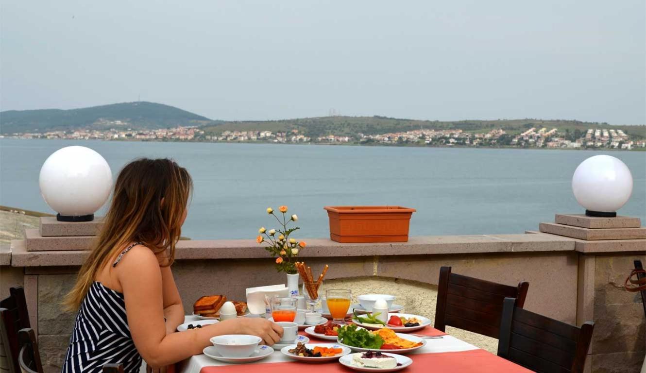 Ayvalik Palas Hotel Exteriör bild