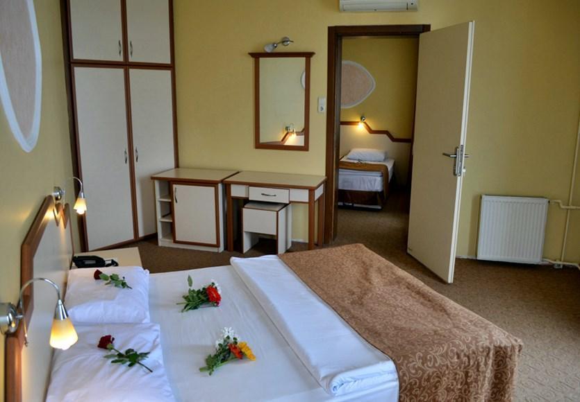 Ayvalik Palas Hotel Exteriör bild