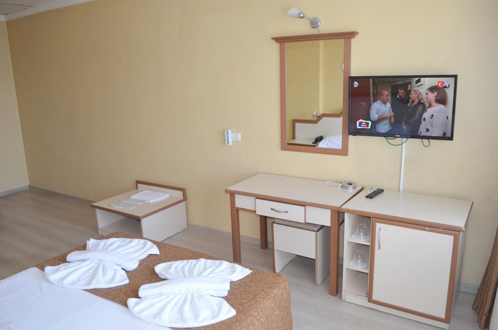 Ayvalik Palas Hotel Exteriör bild