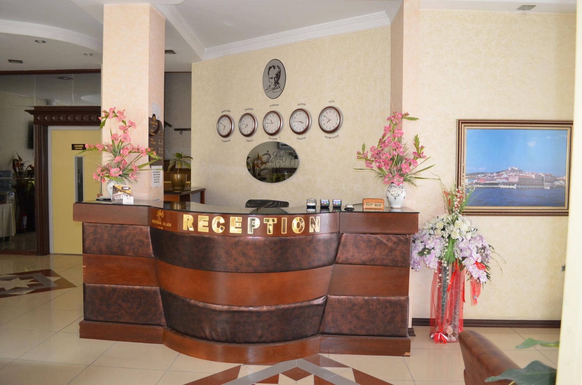 Ayvalik Palas Hotel Exteriör bild